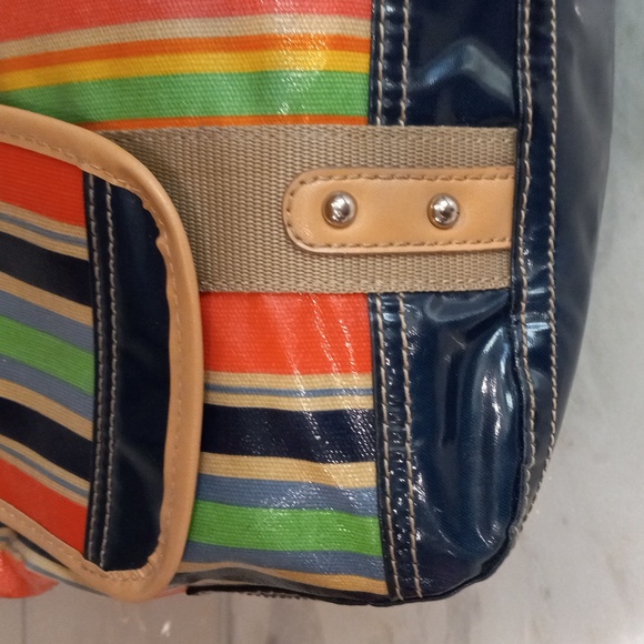 Satchel - Picture 7 of 16